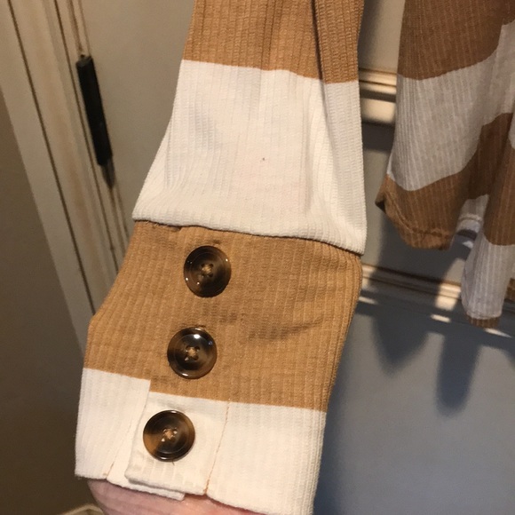 LuLaRoe Aubrey 2XL - Picture 3 of 5